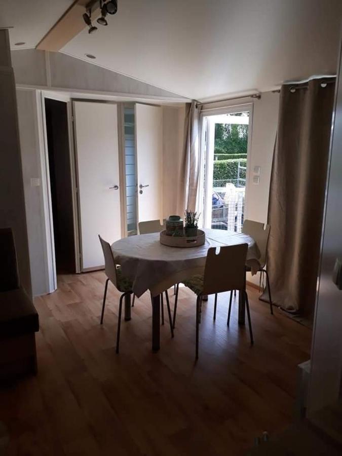 Luxueuze Stacaravan In Bredene Met Eigen Terras En Tuintje Zewnętrze zdjęcie