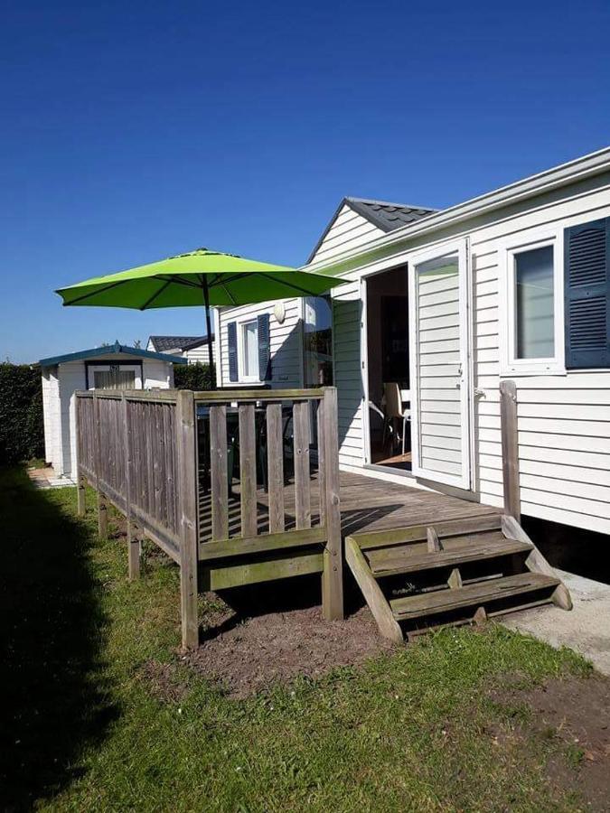 Luxueuze Stacaravan In Bredene Met Eigen Terras En Tuintje Zewnętrze zdjęcie