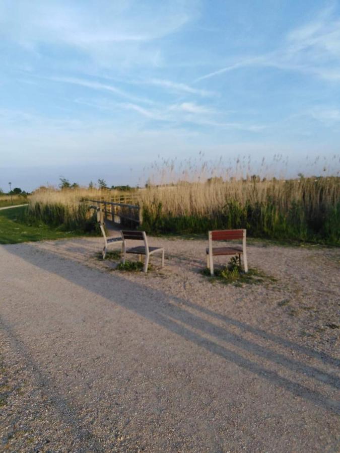 Luxueuze Stacaravan In Bredene Met Eigen Terras En Tuintje Zewnętrze zdjęcie